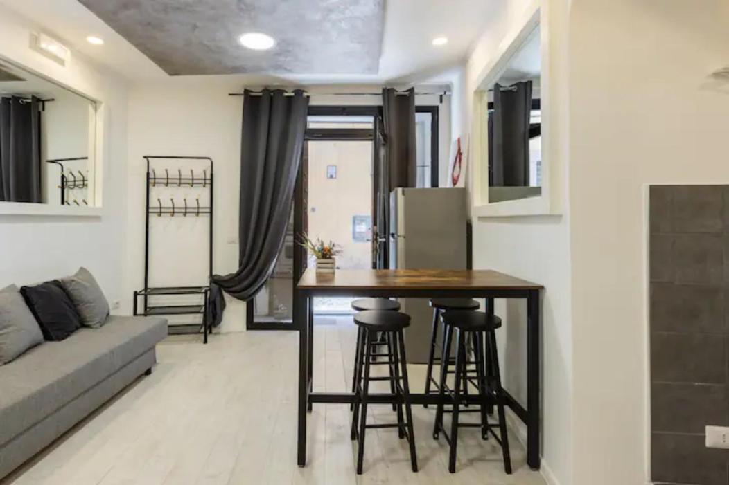 Historical Workshop Apartment - Fico Рим Екстериор снимка