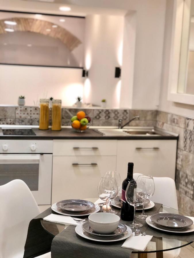 Historical Workshop Apartment - Fico Рим Екстериор снимка